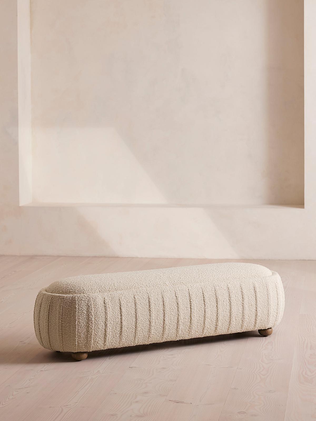 Tucana Bench